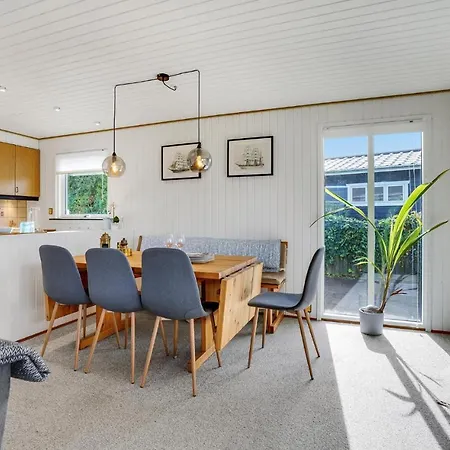 2 Bedroom Cozy In * Kerteminde