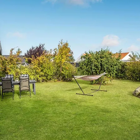 2 Bedroom Cozy In * Kerteminde