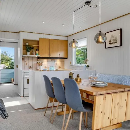 Prázdninový dům In With Wifi